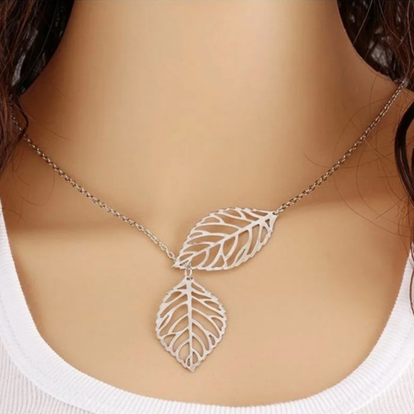 Gold Lasercut Lariate Leaf Choker Necklace Floral Plant Leafs Alloy Necklaces - Picture 13 of 16